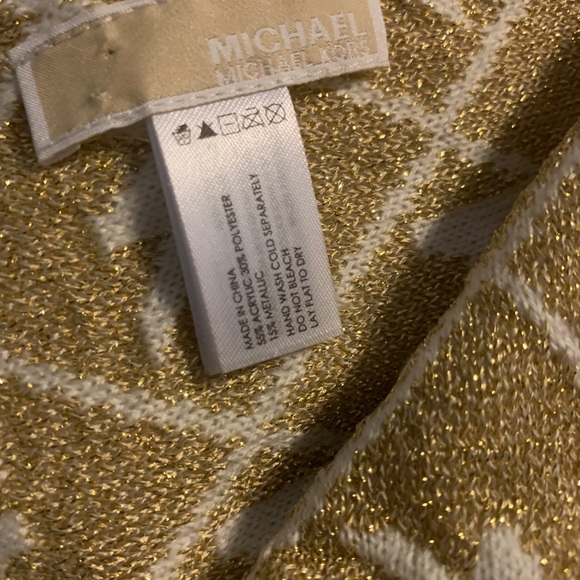 Michael Kors Scarf - Picture 3 of 3